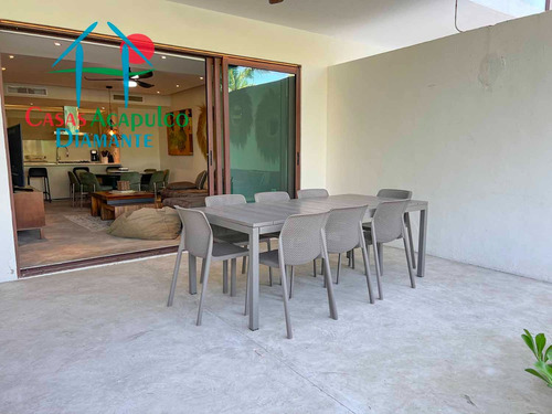 Cad La Isla Emerald H1. Terraza Con Vista A Las Áreas Comunes