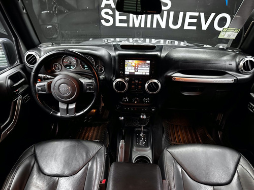 Jeep Wrangler 3.6 Unlimited Sahara V6 4x4 At