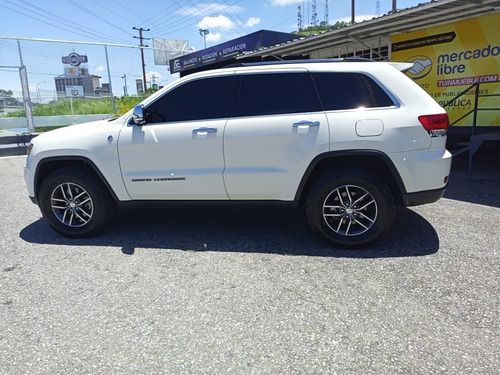 Imagen 6 de 16 de Jeep Grand Cherokee