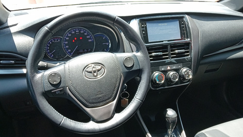 Toyota Yaris 1.5 5p S At Cvt