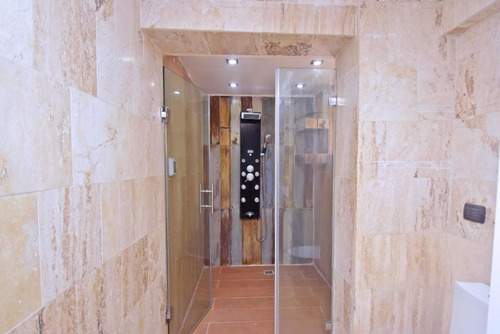 Imagen 3 de 27 de Vendo Cacicazgo Piso 7 Vista Al Mar Tres Hab Con Su Baño Dos