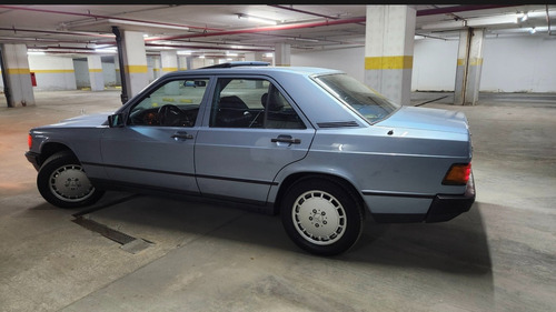 Mercedes-Benz 190 2.3 E
