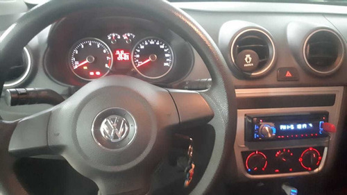 Volkswagen Voyage 1.6 Msi Trendline Total Flex 4p 2015