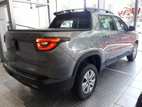 Imagen 7 de 15 de Fiat Toro 4x2 1.8 At6 Financia 100% Retira Solo Con Dni A