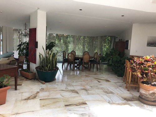 Casa Y Terreno En Venta En El Mirador La Calera