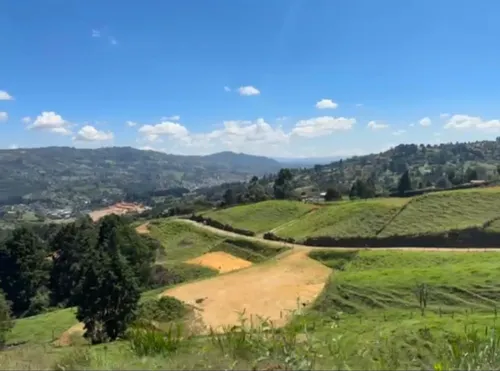 Venta De Lotes En Oriente Guarne Desdé 1700m2, Con Escritura