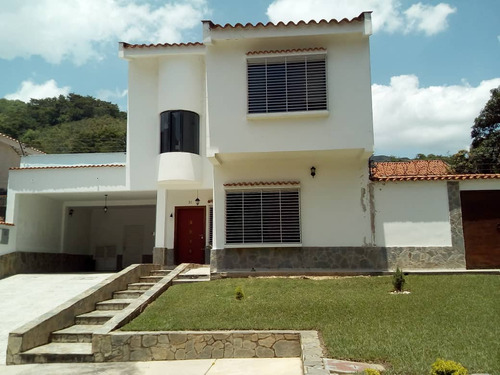 Casa En Venta Urb Altos De Prebo, 4 Avenidas C-6922216