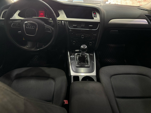 Audi A4 2.0 I Manual
