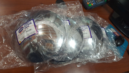 Imagen 2 de 5 de Tazas Para Volkswagen 4 Huecos Tipo Moon Marca Empi