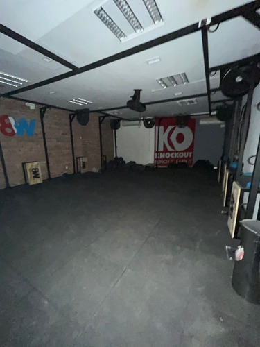 Local Comercial En Palmas Para Gym