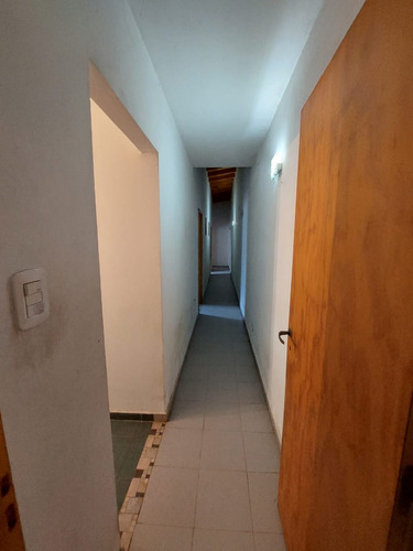 Vendo Casa Con 3 Habitaciones Y Cochera