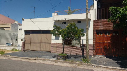 Venta Casa 4 Amb 200 M2 Cochera Valentin Alsina Lanus