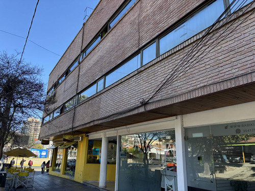 Departamento 2 Dormitorios Con 2 Cocheras B Centro