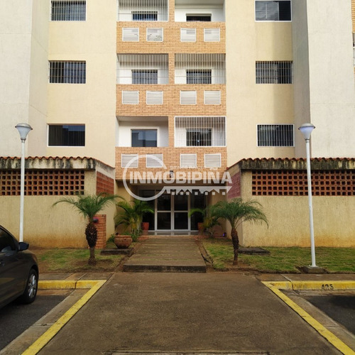 Imagen 1 de 9 de Apartamento En Venta Puerto Ordaz - Conjunto Residencial Villa Kabana, Sector Villa Icabaru Fl