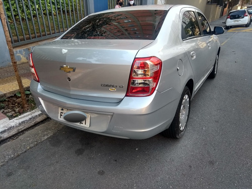 Imagem 3 de 7 de Chevrolet Cobalt