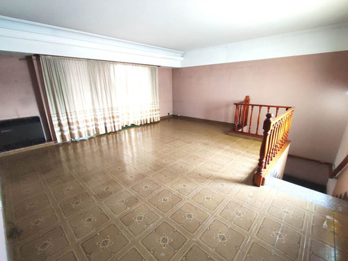 Imagen 8 de 29 de Venta Block 4 Locales Con Garage Y Casa Banfield