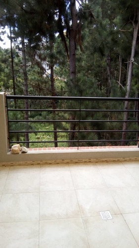 Imagen 4 de 9 de Townhouse En Venta