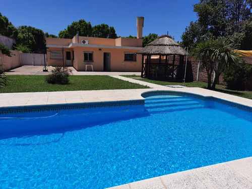 Hermosa Casa En La Localidad De Murphy