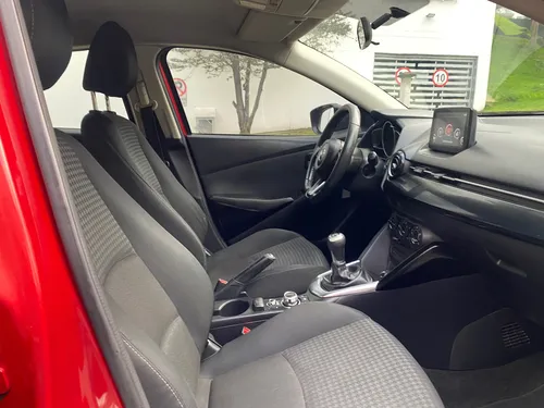 Mazda 2 1.5 Touring mecanico