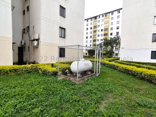 Imagen 21 de 30 de Apartamentos En Venta En La Pastoreña Zona Este Barquisimeto, Lara 22-25447 Romer Gonzalez Profesional Inmobiliario Renta House