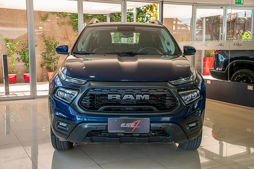 RAM 1000 1.8 Cd Big Horn Night Edition 4X2 At6