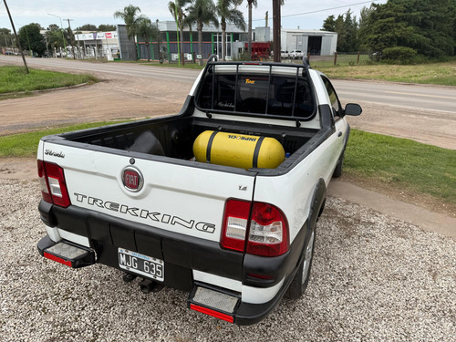Fiat Strada TREKKING GNC