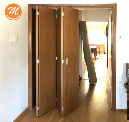 Imagen 7 de 10 de Puerta Plegable A Medida En Madera - 4 Hojas Valor Instalada