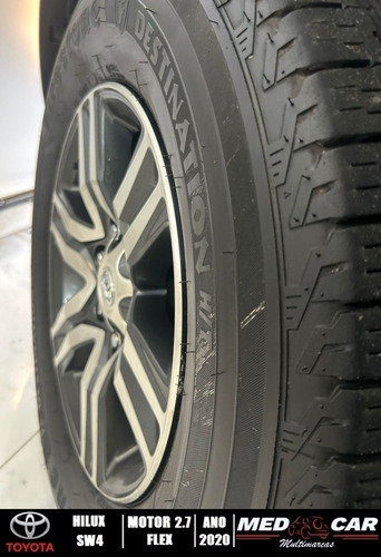 Toyota Hilux SW4 SRV 4x2 2.7 Flex 16V Aut.