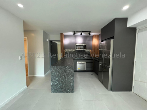 Apartamento Venta El Rosal 24-11484 Of