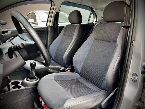 Volkswagen Gol Gol 1.0 MI TRENDLINE 8V FLEX 4P MANUAL