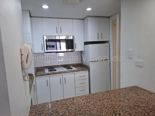 Apartamento En Alquiler Altamira 25-21017