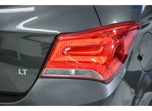 Chevrolet Onix 1.4 MPFI LT 8V FLEX 4P AUTOMÁTICO