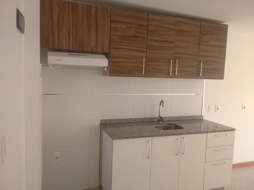 Imagen 5 de 12 de Apartamento 1 Dormitorio En Hermoso Complejo!gge!parrillero!