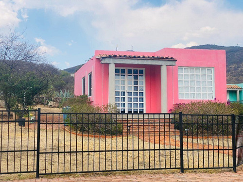 Casa De Campo Con Gran Lote, Comunidad Cerrada A 20 Minutos De San Miguel