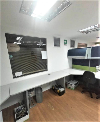 Imagen 2 de 7 de Oficina En Av. Sucre De Maracay 04265330810