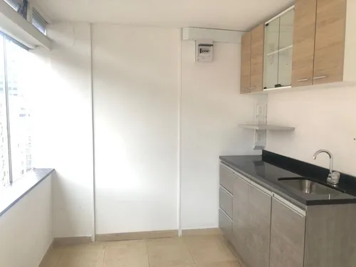 Oficina En Arriendo En Centro Internacional. Cod A1050032