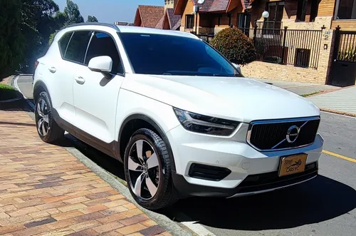 Volvo XC40 2.0 D4 Awd Momentum