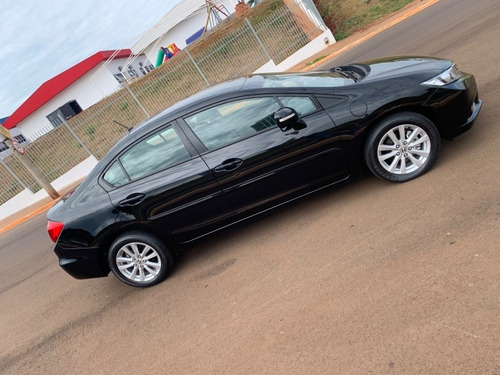 Imagem 4 de 12 de Honda Civic Lxl 1.8 Automatico
