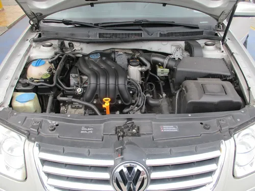Volkswagen Jetta 2000cc Mt Aa