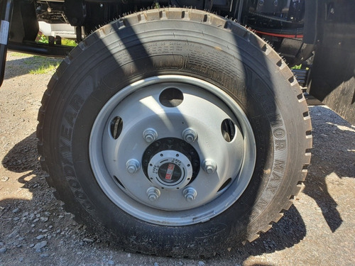 Imagen 11 de 12 de Agrale A 8700 4x4