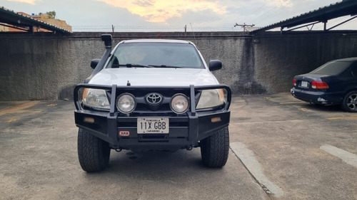 Imagen 3 de 7 de Toyota Hilux 2.7 Doble Cabina