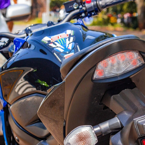 Imagem 8 de 10 de Moto Suzuki Gsx-s 750 Azul E Preta 2020 Com Baixo Km