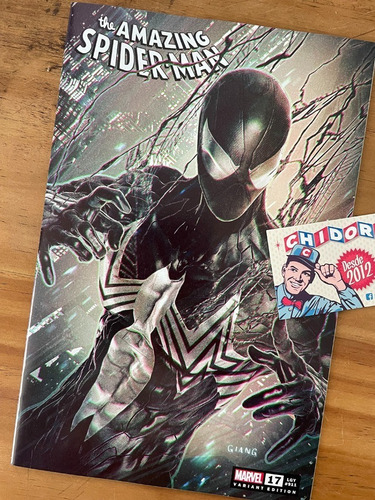 Comic - Amazing Spider-man #17 John Giang Spidey Venom