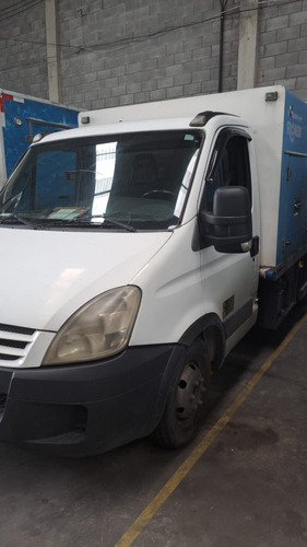 Iveco  55 16  Caminhao   No  Chassi    Ano  2010