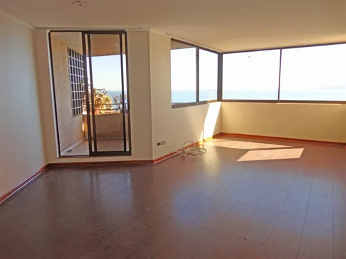 Departamento En Venta De 4 Dorm. En Viña Del Mar
