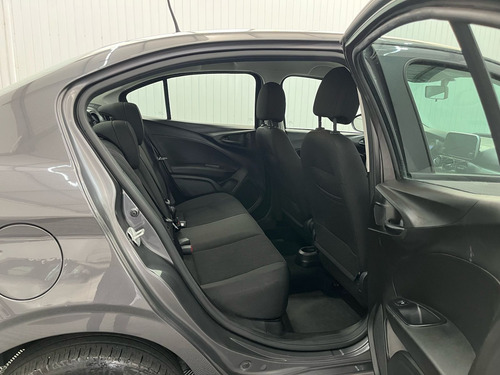 Fiat Cronos 1.0 Drive Flex 4p