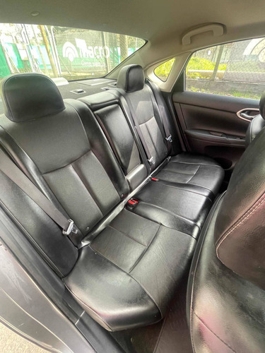 Imagen 16 de 18 de Nissan Sentra Exclusive Cvt 2016