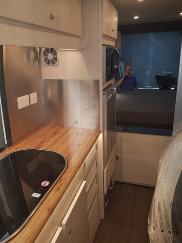Equipamiento Motorhome Sobre Furgón Full Vra 2021