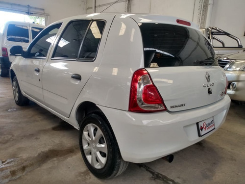 Renault Clio Mio 1.2 Expresion 5 Ptas. Año 2013