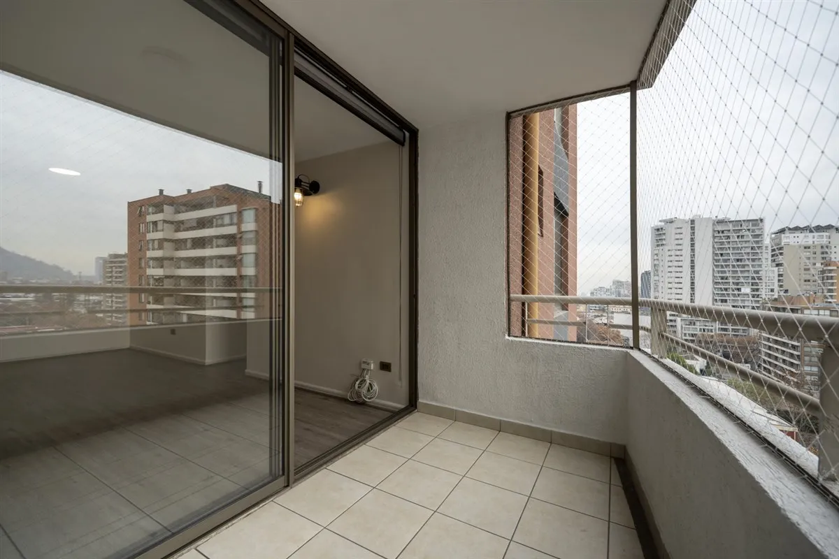 Imagen 3 de 19 de Departamento Venta 2 Dorm. Cocina Cerrada Y Logia En Ñuñoa
